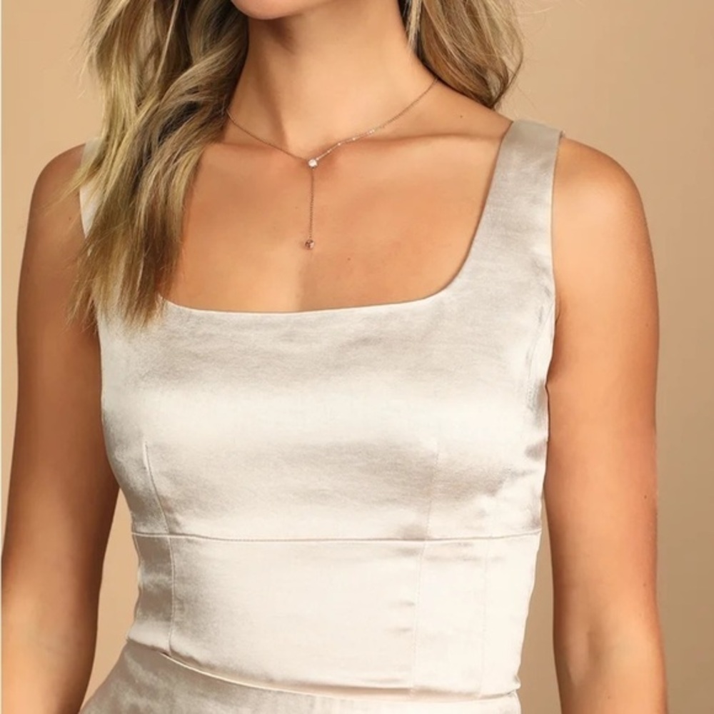 Lulu’s Headed to Happy Hour Champagne Satin Cropped Tank